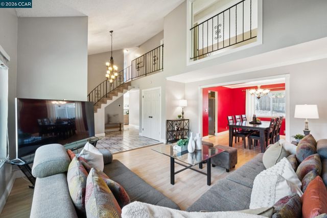 510 Mt Dell Drive, Clayton, CA 94517