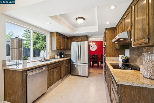 510 Mt Dell Drive, Clayton, CA 94517