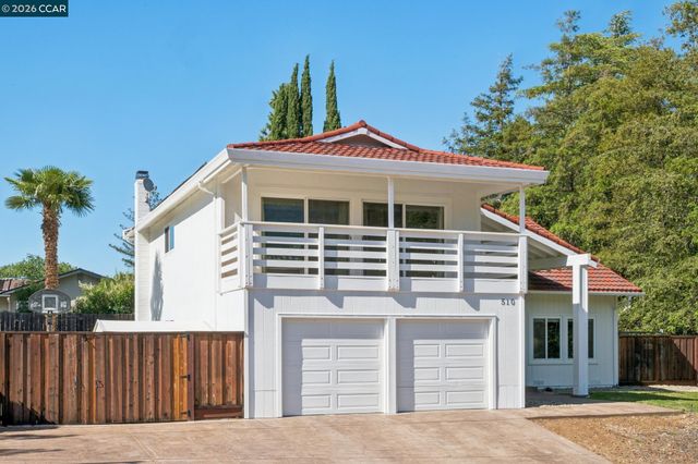 510 Mt Dell Drive, Clayton, CA 94517