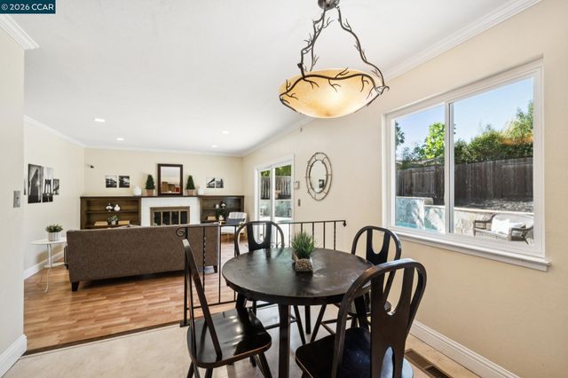 510 Mt Dell Drive, Clayton, CA 94517