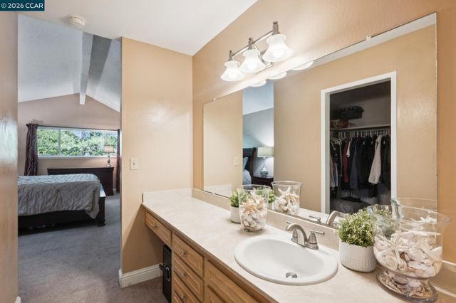 510 Mt Dell Drive, Clayton, CA 94517