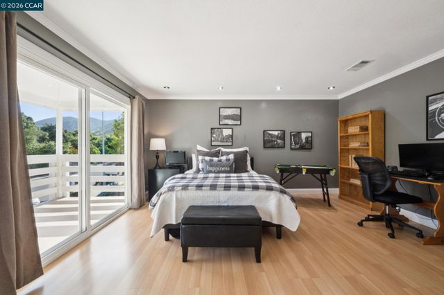 510 Mt Dell Drive, Clayton, CA 94517