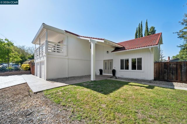 510 Mt Dell Drive, Clayton, CA 94517