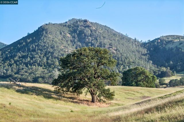 510 Mt Dell Drive, Clayton, CA 94517