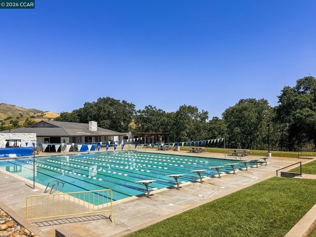 510 Mt Dell Drive, Clayton, CA 94517