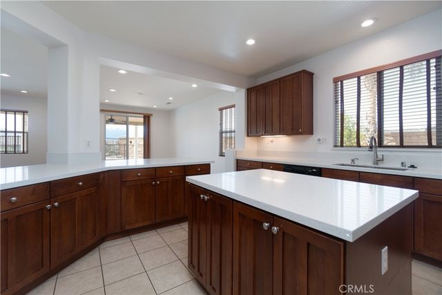 2424 Lenai, Corona, CA 92879