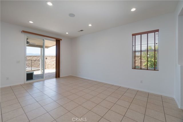 2424 Lenai, Corona, CA 92879