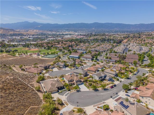 2424 Lenai, Corona, CA 92879