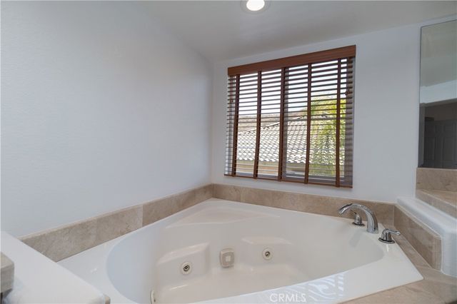2424 Lenai, Corona, CA 92879