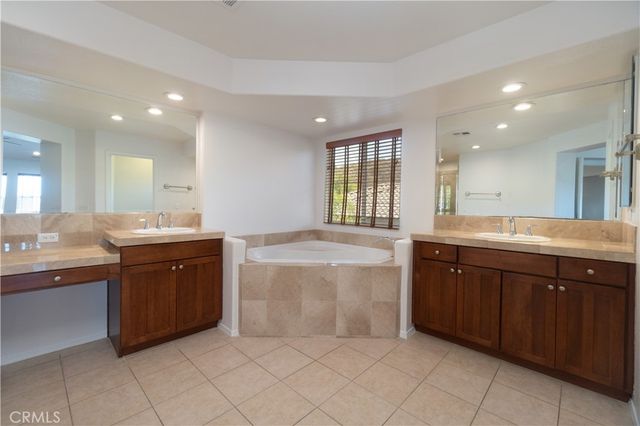 2424 Lenai, Corona, CA 92879