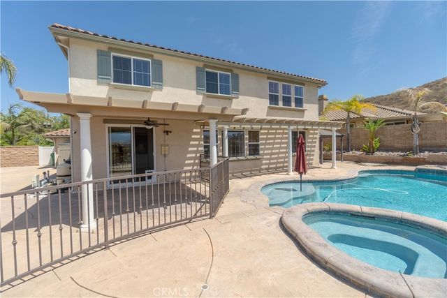 2424 Lenai, Corona, CA 92879