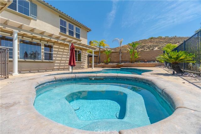 2424 Lenai, Corona, CA 92879