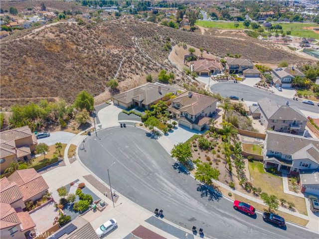 2424 Lenai, Corona, CA 92879