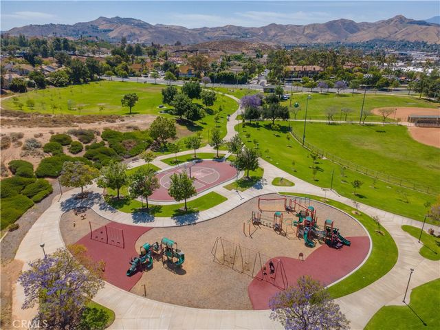 2424 Lenai, Corona, CA 92879