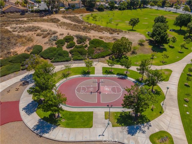 2424 Lenai, Corona, CA 92879
