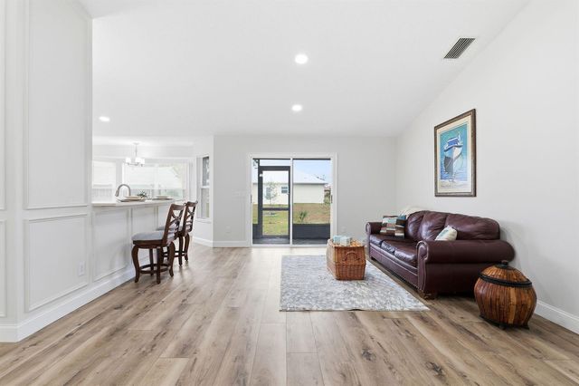1895 SW 17th Ave Avenue SW, Vero Beach, FL 32962