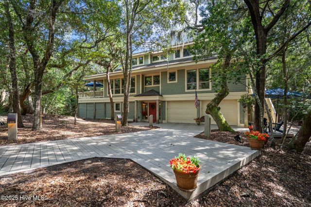 30 Three Flipper Trail, Bald Head Island, NC 28461