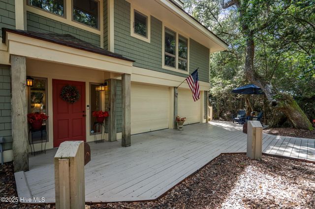 30 Three Flipper Trail, Bald Head Island, NC 28461