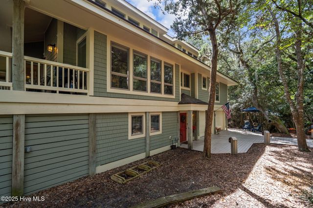 30 Three Flipper Trail, Bald Head Island, NC 28461