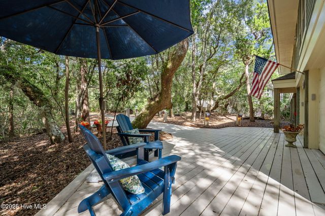 30 Three Flipper Trail, Bald Head Island, NC 28461