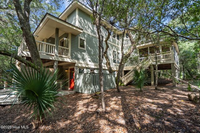 30 Three Flipper Trail, Bald Head Island, NC 28461
