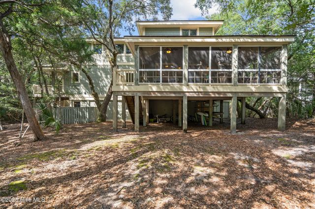 30 Three Flipper Trail, Bald Head Island, NC 28461
