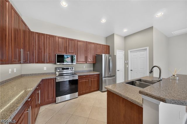 13954 Bently CIR, Fort Myers, FL 33912
