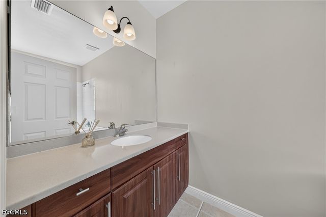 13954 Bently CIR, Fort Myers, FL 33912