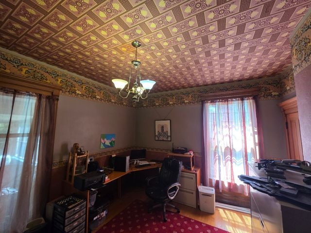 705 W Highland Avenue, Elgin, IL 60123