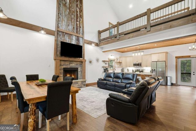 200 Arbor Way, Blue Ridge, GA 30513