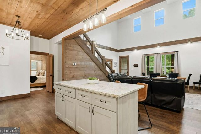 200 Arbor Way, Blue Ridge, GA 30513