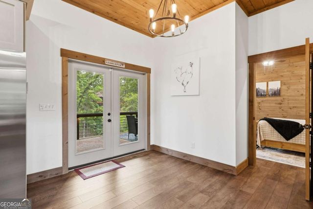 200 Arbor Way, Blue Ridge, GA 30513