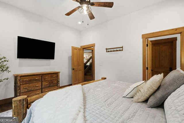 200 Arbor Way, Blue Ridge, GA 30513