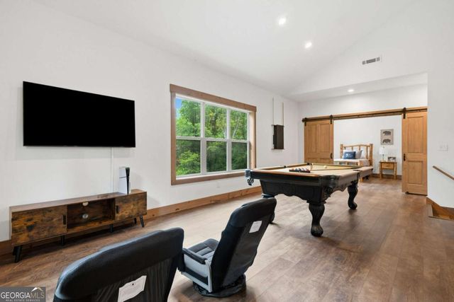 200 Arbor Way, Blue Ridge, GA 30513