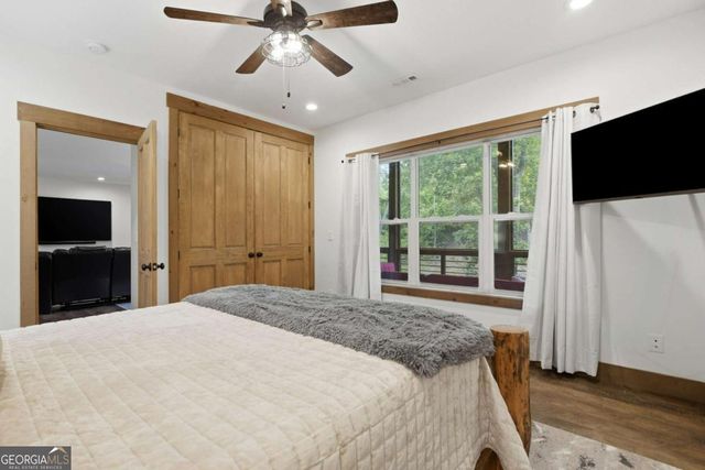 200 Arbor Way, Blue Ridge, GA 30513