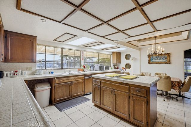 1934 S Robert Lane, Anaheim, CA 92802