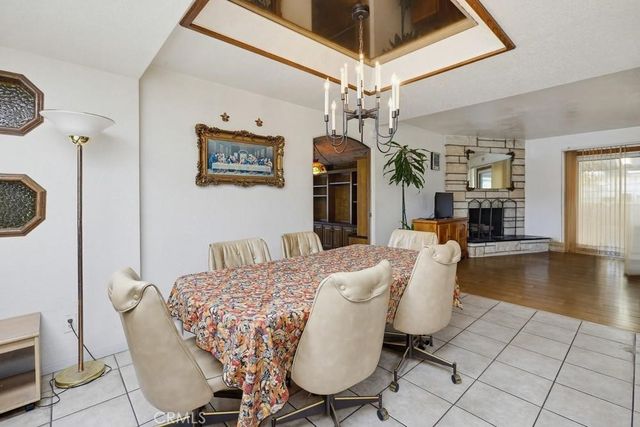 1934 S Robert Lane, Anaheim, CA 92802