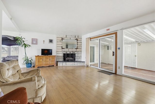 1934 S Robert Lane, Anaheim, CA 92802