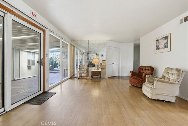 1934 S Robert Lane, Anaheim, CA 92802