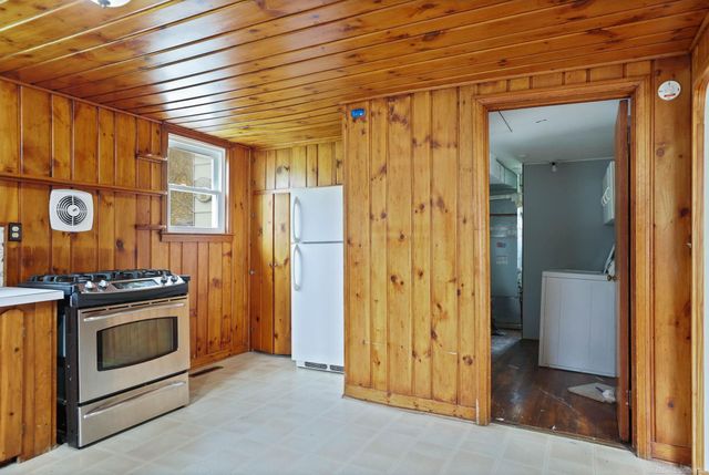 310 S Main Street, Vassar, MI 48768