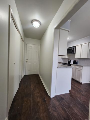 7000 Northlake Drive, Jacksonville, AR 72076