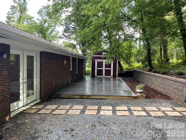 540 Carolyn Lane, Charlotte, NC 28213