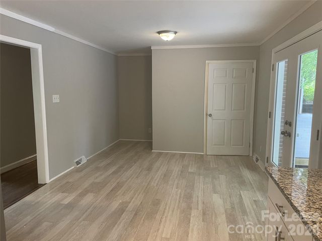 540 Carolyn Lane, Charlotte, NC 28213