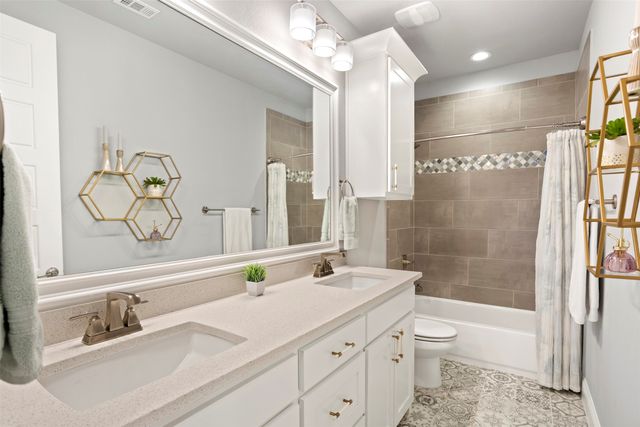 1125 Whisper Willows Drive, Fort Worth, TX 76052