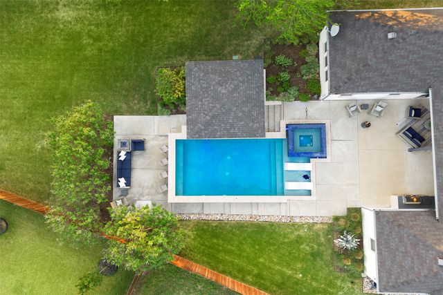 1125 Whisper Willows Drive, Fort Worth, TX 76052