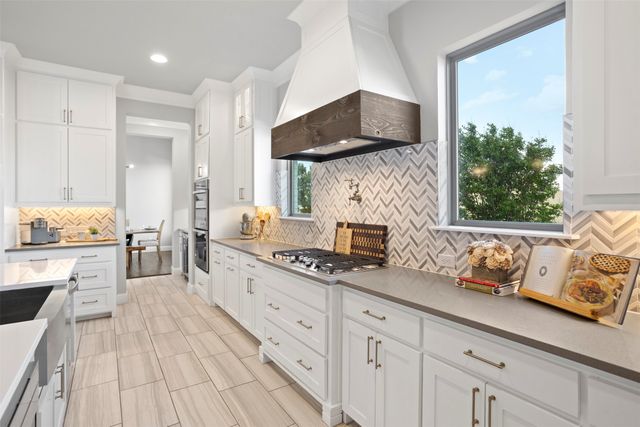 1125 Whisper Willows Drive, Fort Worth, TX 76052