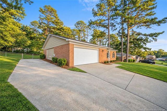 3538 Barron Way, Fayetteville, NC 28311
