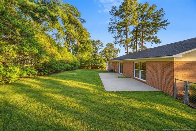 3538 Barron Way, Fayetteville, NC 28311