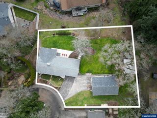 1253 Highland Ct, Stayton, OR 97383