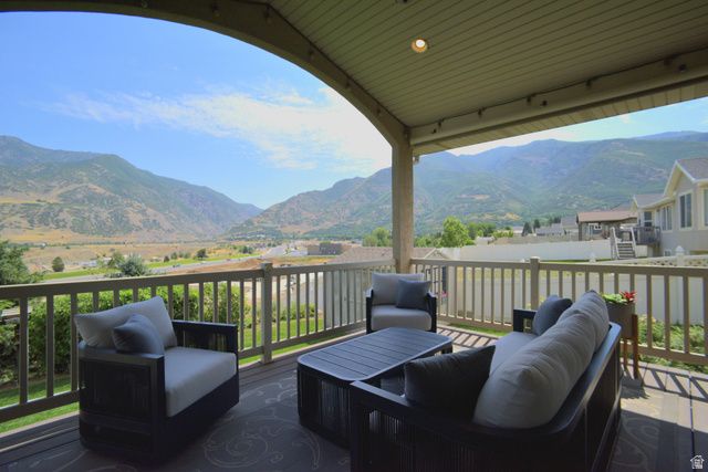 2320 E VIEW DR, South Weber, UT 84405